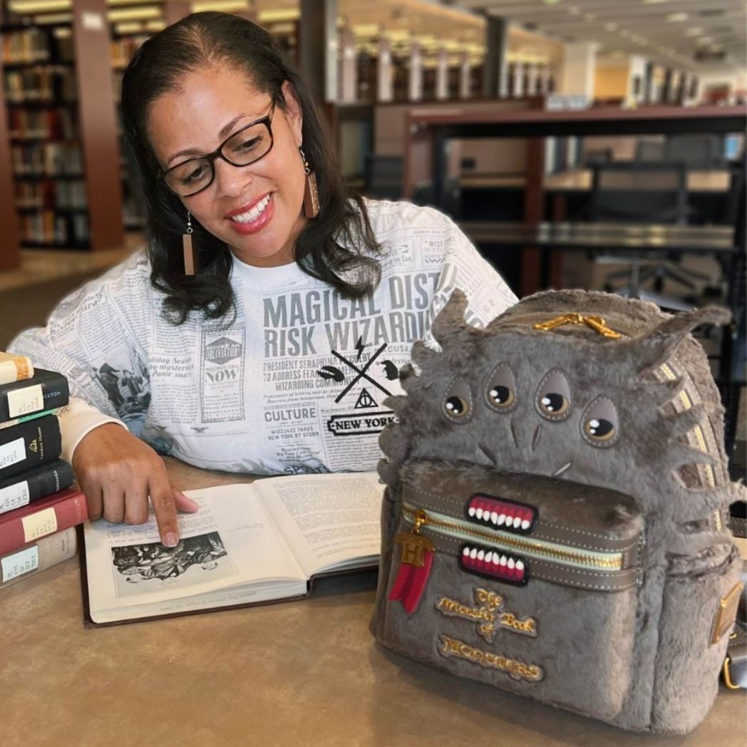 go to the library backpack mini Harry Potter